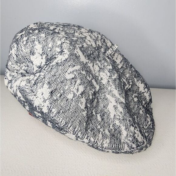 NEW Giovannio Of New York Blue Psychedelic Beret Hat 57728 - Picture 1 of 5